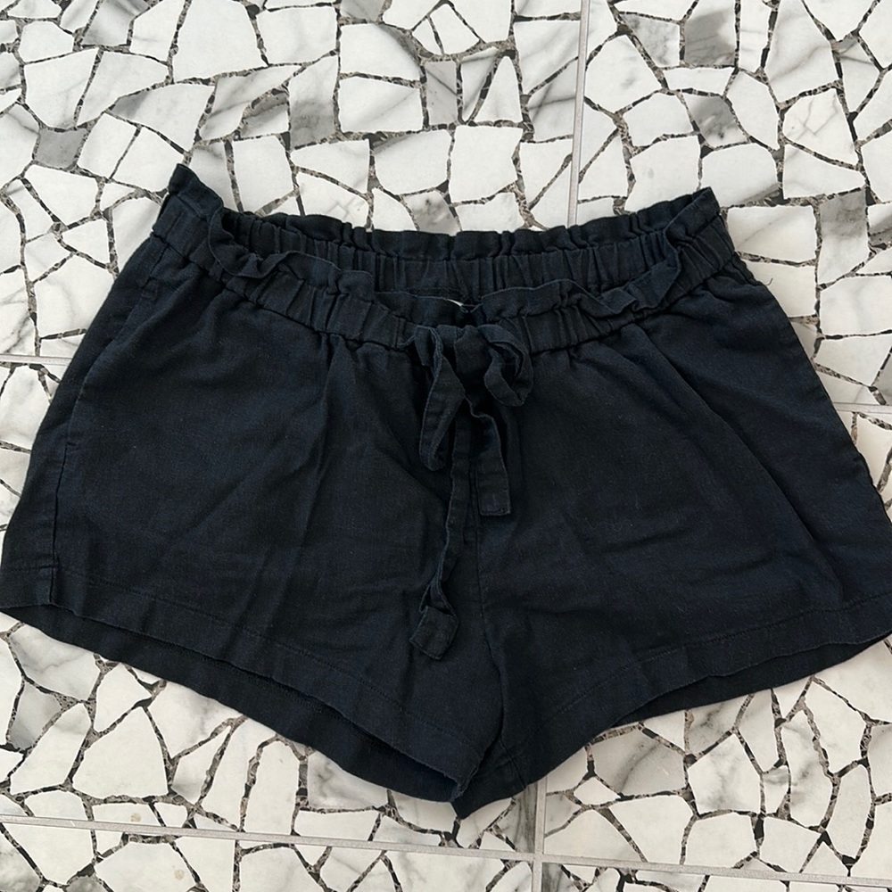 Black maternity shorts